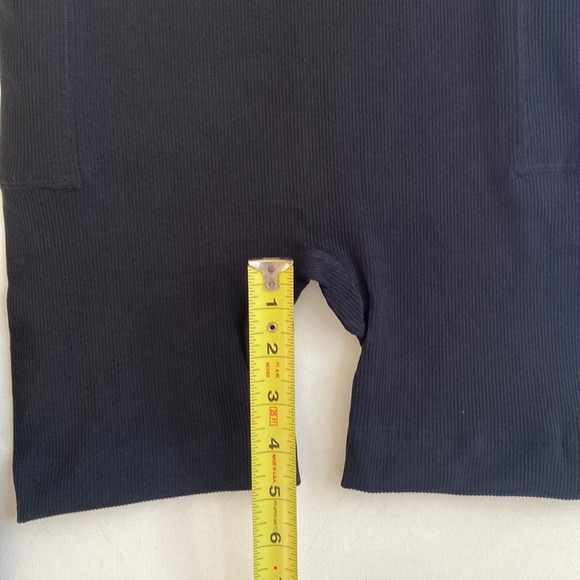 (AA4) Odiva Black Ribbed 2piece Tank top and Biker Short set, Size XL, NWT - Picture 10 of 14